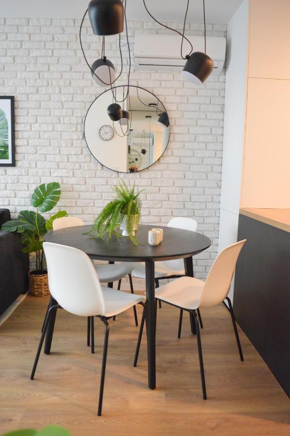 The Black & White Oasis Belgrad Zewnętrze zdjęcie